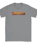 Grå t-shirt med nostalgiskt tryck av en gyllene sommarkväll inuti text