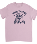 Gulligt motiv med två tvättbjörnar och hjärtan på ljusrosa t-shirt