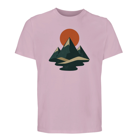 Stiliserade berg och solnedgång på ljusrosa ekologisk T-shirt.