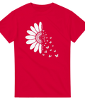 Röd t-shirt med stilren vit grafik föreställande blomblad och fjärilar