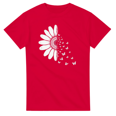 Röd t-shirt med stilren vit grafik föreställande blomblad och fjärilar
