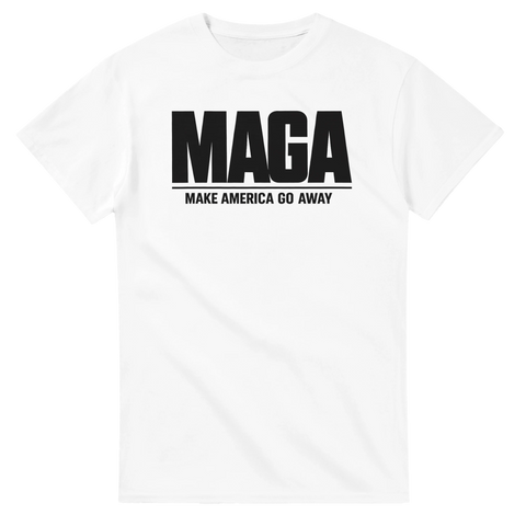 Politisk t-shirt med teksten “MAGA – Make America Go Away” anti Trump og USA