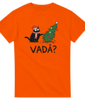 Roligt kattmotiv med julgran och tomteluva i minimalistisk stil – jul-t-shirt