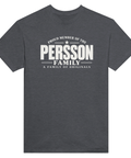 Mörkgrå t-shirt med texten Persson – A Family of Originals