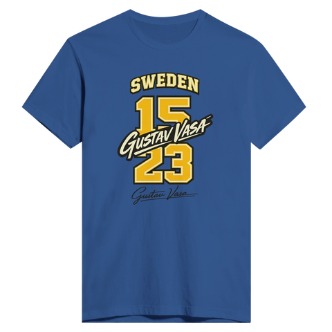 Gustav Vasa sporttröja med "SWEDEN 1523" och signatur i gult, svart och vitt på kungsblå t-shirt.