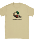 Humoristisk t-shirt i beige med anka och texten Look what you did