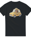 Roligt hundmotiv med tax bakom ratten – svart t-shirt med tryck