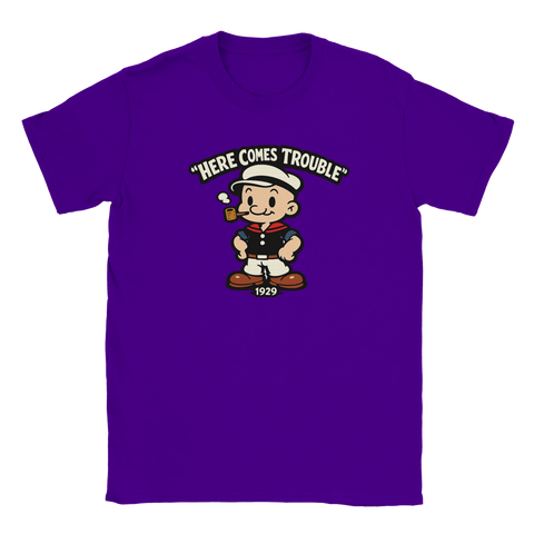 Lekfull men spetsig serieillustration på lila t-shirt i kraftig vectorstil