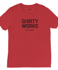 Röd tri-blend t-shirt med statement-design och modern passform
