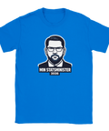 Blå t-shirt med tydlig politisk attityd och grafiskt tryck på bröstet