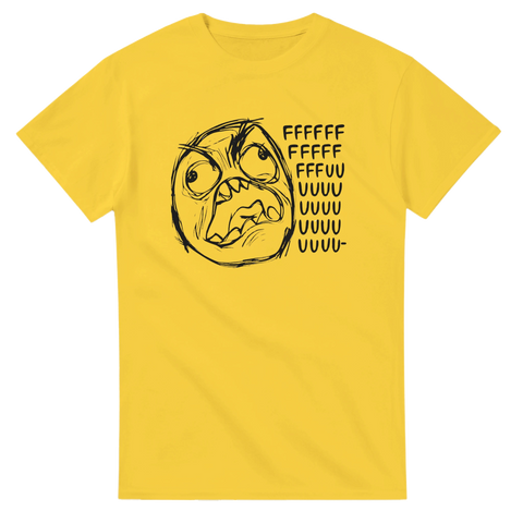 Grafisk Rage Guy illustration med humoristisk text på en gul t-shirt