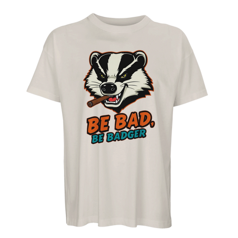 Beige t-shirt med statement-design föreställande en grävling med attityd