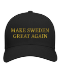 Svart keps med gul broderi med texten Make Sweden Great again
