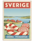 Svensk retro travel poster monterad i en svart träram som visar ett idylliskt motiv från polkagrisarnas stad.
