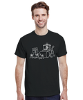 Man bär svart t-shirt med satiriskt motiv föreställande en vägblockad