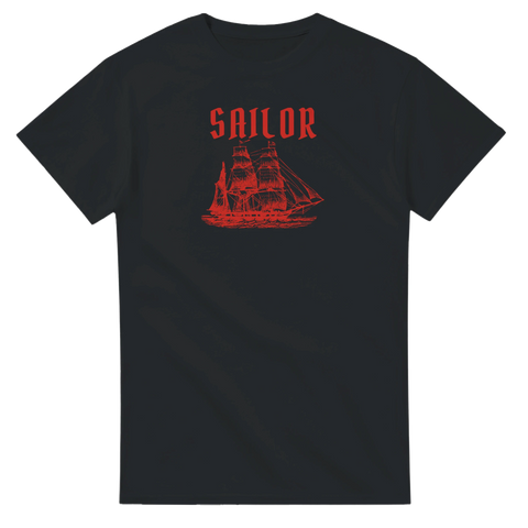 svart t-shirt Red Sailor med rött segelfartyg och text