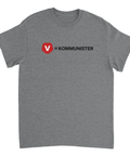 Minimalistiskt politiskt tryck med röd nejlika och text – t-shirt med attityd