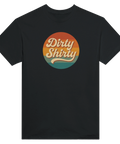 Retro "Dirty Shirty" text i orange, gula och turkosa ränder på svart t-shirt.