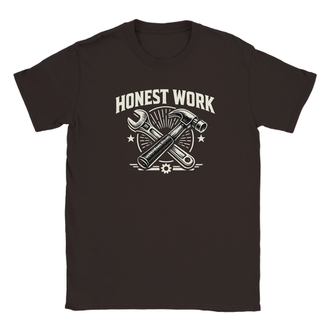 Brun t-shirt med vintageillustration av verktyg och tidlös typografi