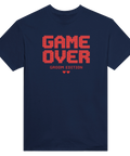 Rött pixel-tryck med texten Game Over på marinblå t-shirt