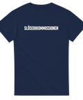 Vit text Slöserikommissionen i fet stil – t-shirt med attityd
