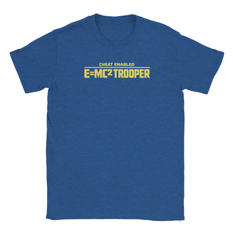 Cheat Enabled E=MC2 Trooper" texttryck i guldfärg på en mörkblå melerad t-shirt med rund hals, gaming-stil.