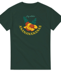 Grafiskt ananasmotiv med texten Jag älskar Anananananas på mörkgrön t-shirt