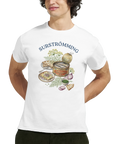 Surströmming-motiv med burk, tunnbröd, lök och dill på vit t-shirt.