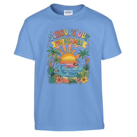 Illustration av strand och hav med texten School's Out på blå t-shirt