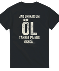 Vintage-inspirerat texttryck om öl på en svart t-shirt för herrar