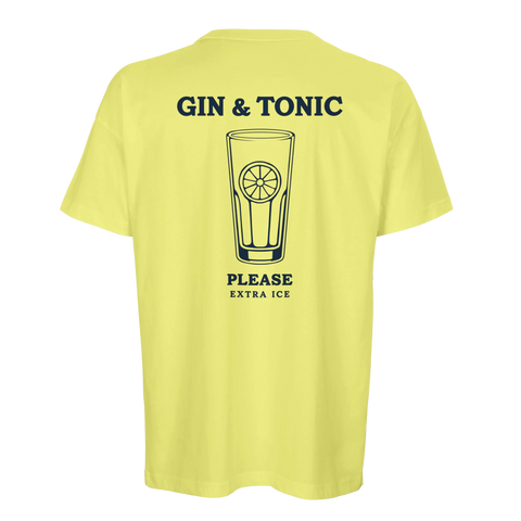 Gul t-shirt med grafiskt motiv av en Gin & Tonic med extra is