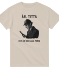 Vintage detektiv-illustration med fräck text på beige t-shirt
