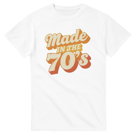 Made in the 70's retro orange/gul text, vit t-shirt.