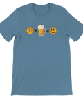 Blå t-shirt med smileys och en ölsejdel som bildar en ekvation.