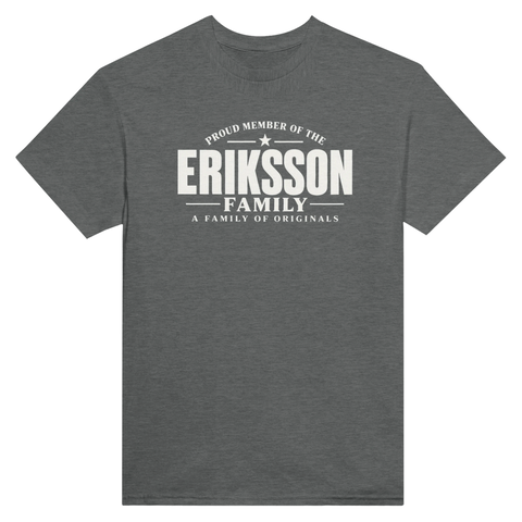 Gråmelerad t-shirt med texten Eriksson – A Family of Originals