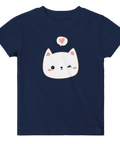 Grafiskt motiv av en vit katt med hjärta på marinblå t-shirt