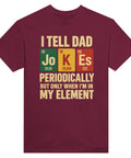 T-shirt med färgade bokstavsrutor och en engelsk ordvits om dad jokes och kemi