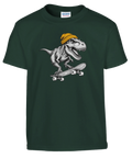 Mörkgrön barn-t-shirt med en T-Rex i gul mössa på skateboard.