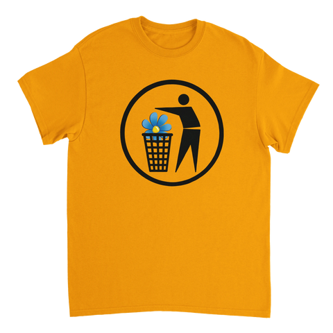 Grafiskt tryck med politiskt budskap mot SD på en orange t-shirt