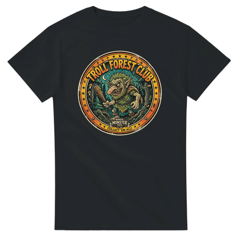 Retro badge-motiv med vresigt skogstroll i mörk skog – grafisk t-shirt