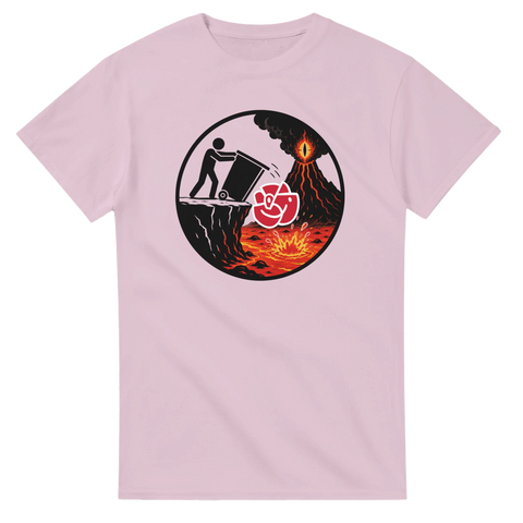 Satirisk illustration av röd ros i brinnande vulkan – rosa grafisk t-shirt