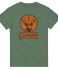 Jägarmästarn-logotyp med hjorthuvud, kors och text på olivgrön t-shirt.