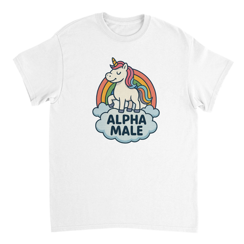 Tecknad enhörning på moln med regnbåge, text "ALPHA MALE" på vit t-shirt.