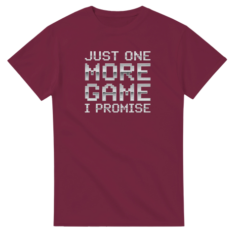 Vinröd gamer t-shirt med nostalgiskt citat i klassisk arkadstil