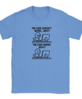 Programmeringshumor: "The Code Doesn't Work... Why?" och "The Code Works Why?" på ljusblå T-shirt.