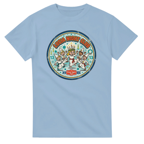 Grafiskt badge-motiv med Lucia och tärnor som festar – ljusblå Lucia t-shirt