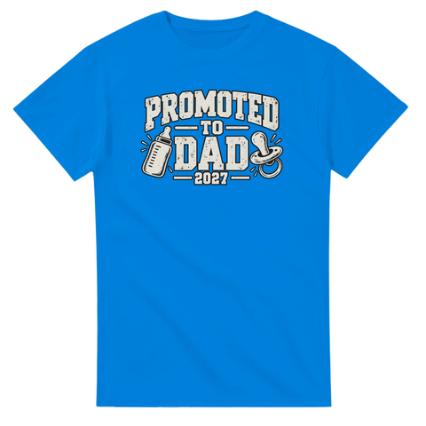 T-shirt med texten Promoted to Dad 2027, napp och nappflaska