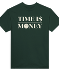 Mörkgrön t-shirt med texten Time is Money och en klocka i bokstaven O.