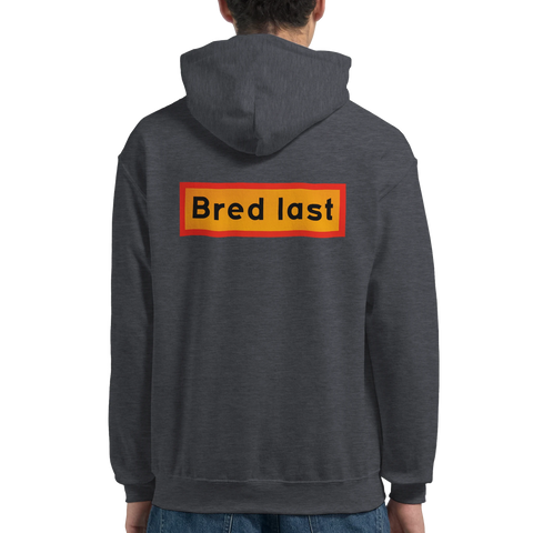 grå hoodie med ryggtryck och texten bred last