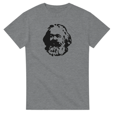 Svartvitt motiv av Karl Marx på en gråmelerad t-shirt